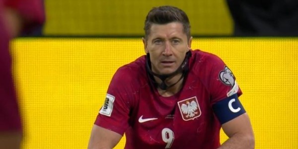 云开体育网站-3-2！瑞典第88分钟绝杀波兰，时隔8年重返世界杯，37岁莱万梦碎